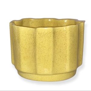 VTG Ungemach UPCO Pedestal Planter